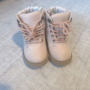 Toddler Size 5 Boots